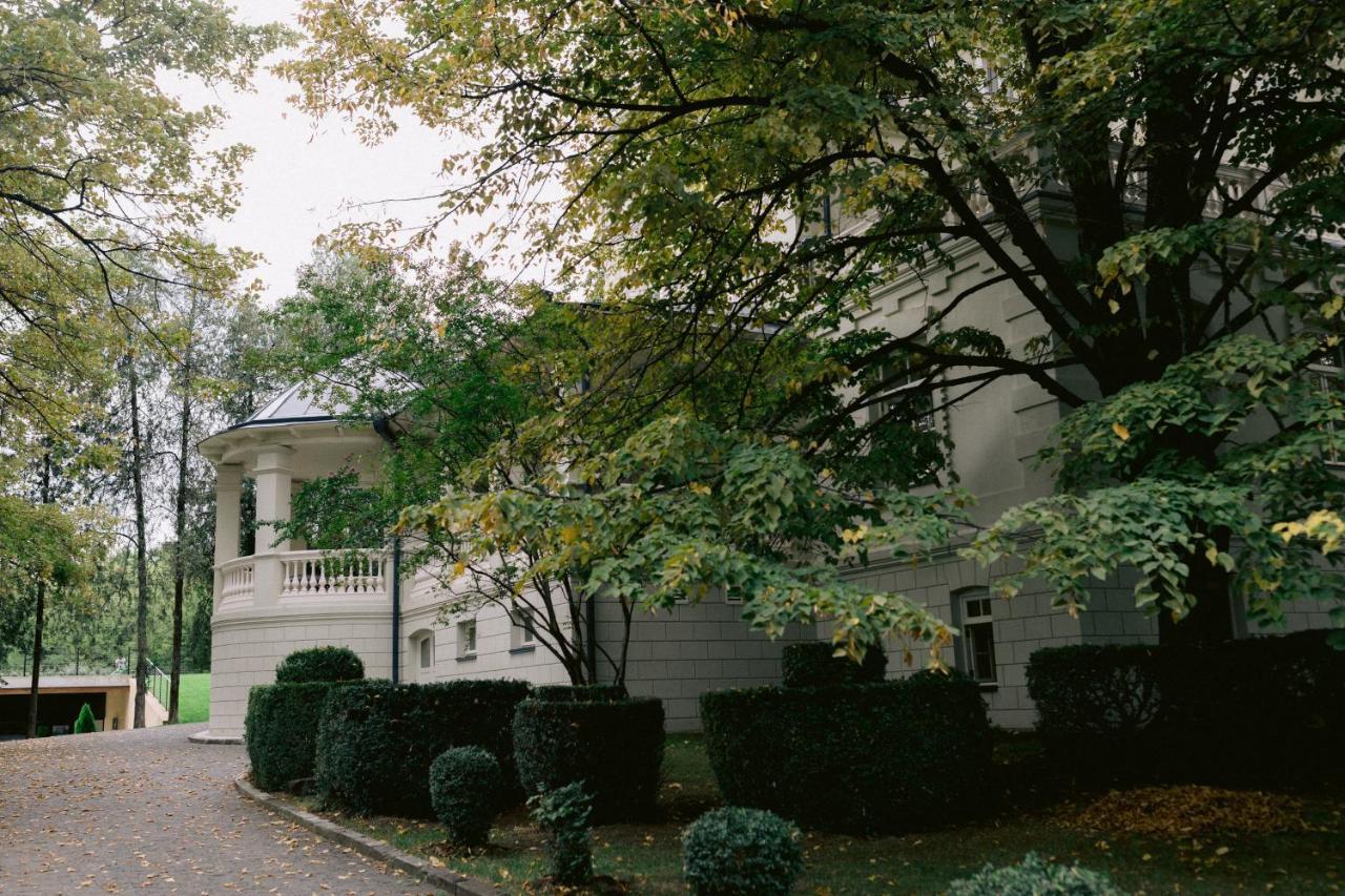 Vazisubani Estate Hotel Exterior photo